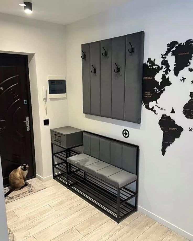 Iron black shoe bench with clothes hanging - SRS42